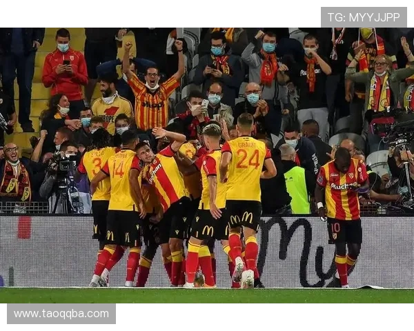 法甲关键对决回顾及对联赛排名变化的深刻影响